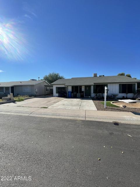 2901 E Michelle Dr, Phoenix, AZ 85032 photo 2