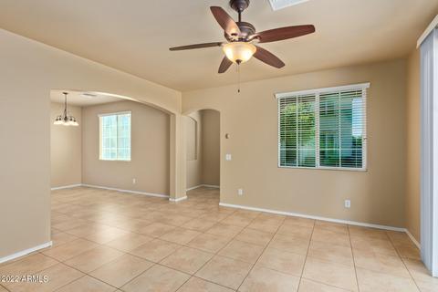 3871 Edna Dr, Gilbert, AZ 85296 photo 5