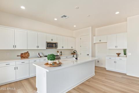 10162 E Thunderbolt Ave, Mesa, AZ 85212 photo 8