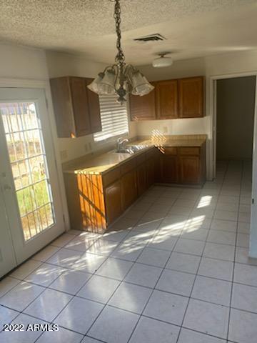 7147 W Avalon Dr, Phoenix, AZ 85033 photo 9