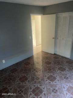 7147 W Avalon Dr, Phoenix, AZ 85033 photo 2