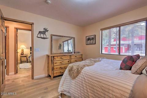 2708 High Pine Loop, Overgaard, AZ 85933 photo 13