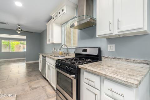 4628 E Holly St, Phoenix, AZ 85008 photo 10