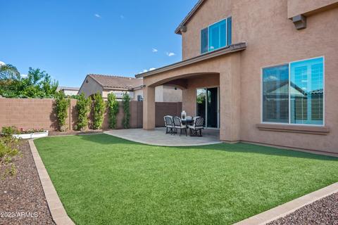 958 E Parkview Dr, Gilbert, AZ 85295 photo 5