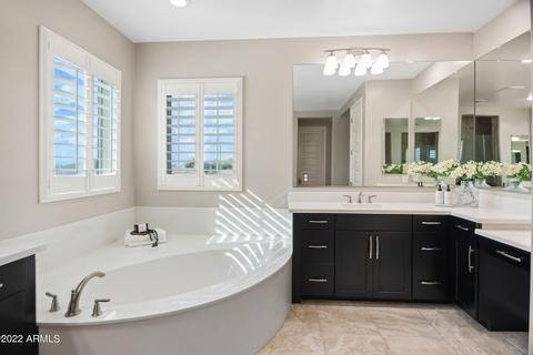 958 E Parkview Dr, Gilbert, AZ 85295 photo 29