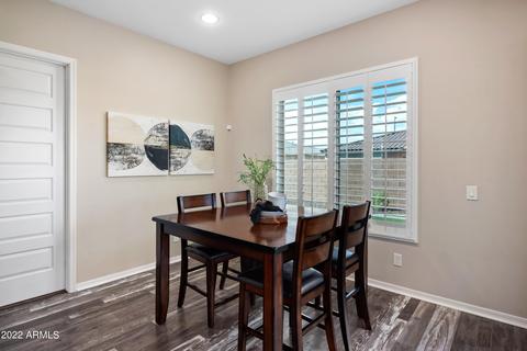 958 E Parkview Dr, Gilbert, AZ 85295 photo 17