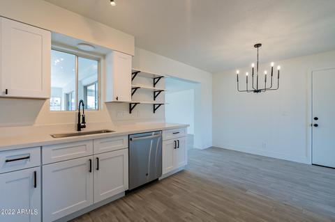 415 W Winston Dr, Phoenix, AZ 85041 photo 14