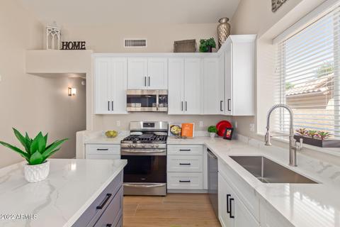 433 E Baylor Ln, Gilbert, AZ 85296 photo 3