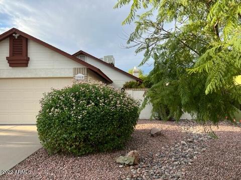 1918 E Wagoner Rd, Phoenix, AZ 85022 photo 2