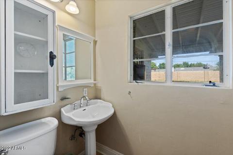 8039 N 10th Ave, Phoenix, AZ 85021 photo 9