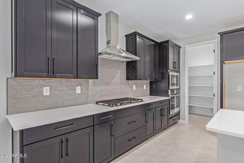 3915 S 75th Dr, Phoenix, AZ 85043 photo 13