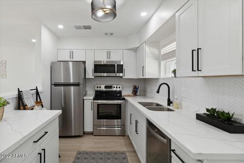 2334 E Sandra Ter, Phoenix, AZ 85022 photo 14