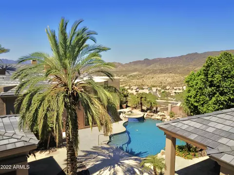 426 E Windmere Dr, Phoenix, AZ 85048 photo 12
