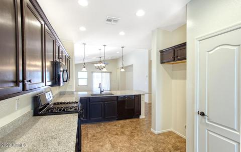 2372 E Gillcrest Rd, Gilbert, AZ 85298 photo 5