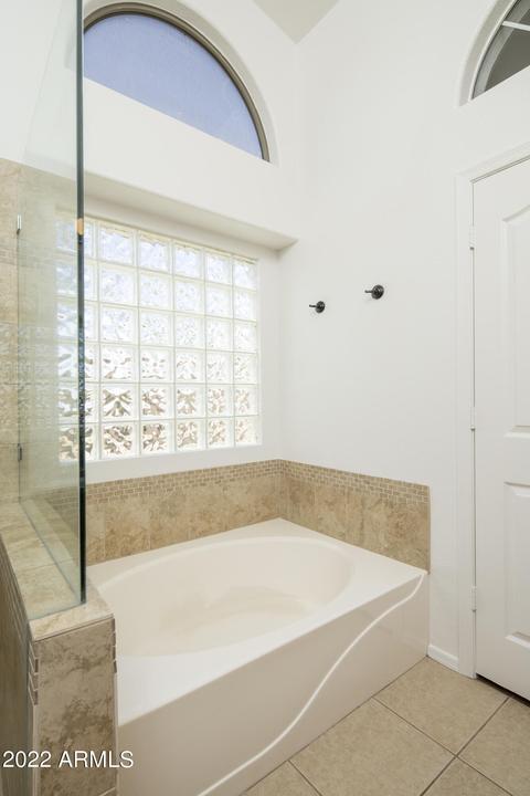 4331 E Lone Cactus Dr, Phoenix, AZ 85050 photo 12