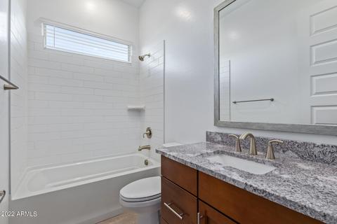 2422 E Pleasant Ln, Phoenix, AZ 85042 photo 22