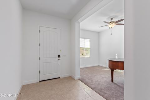 2422 E Pleasant Ln, Phoenix, AZ 85042 photo 3
