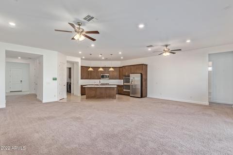 2422 E Pleasant Ln, Phoenix, AZ 85042 photo 6