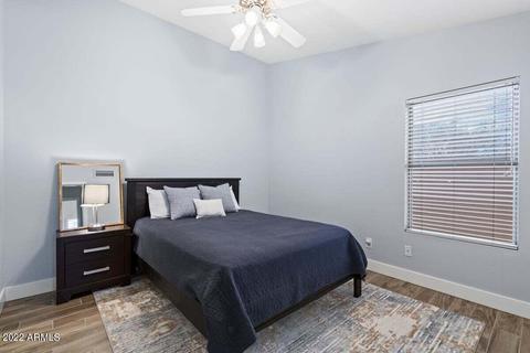 4009 E Robin Ln, Phoenix, AZ 85050 photo 12
