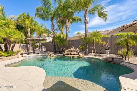 1381 E Oxford Ln, Gilbert, AZ 85295 photo 3
