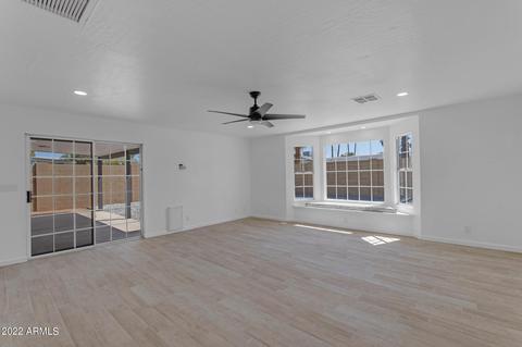 513 E Julie Dr, Tempe, AZ 85283 photo 8