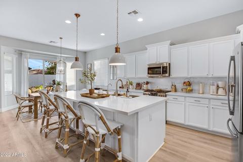 1827 E Azalea Ct, Gilbert, AZ 85298 photo 4