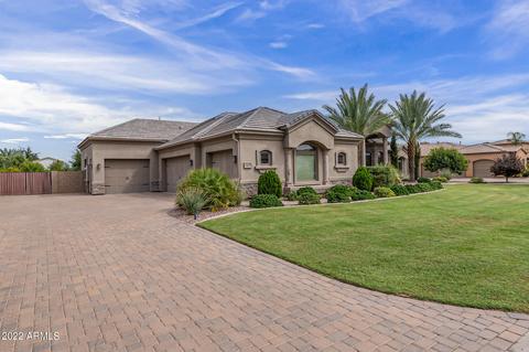2930 E Latham Way, Gilbert, AZ 85297 photo 4