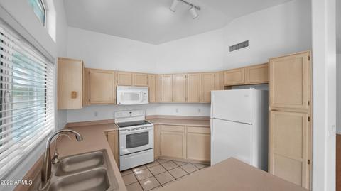 1319 E Muriel Dr, Phoenix, AZ 85022 photo 9