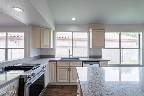 3953 E Douglas Loop, Gilbert, AZ 85234 photo 8