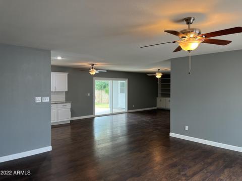 1013 E Fairbrook Cir, Mesa, AZ 85203 photo 2
