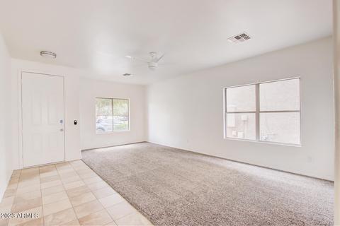 2668 S Southwind Dr, Gilbert, AZ 85295 photo 3