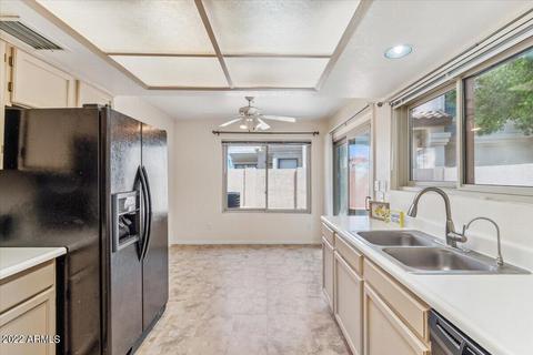 1112 W Windjammer Dr, Gilbert, AZ 85233 photo 4
