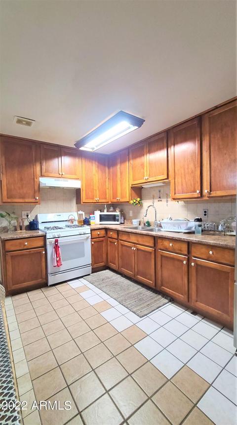 3927 W Marlette Ave, Phoenix, AZ 85019 photo 32