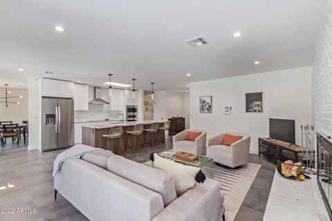 2823 E Cannon Dr, Phoenix, AZ 85028 photo 11