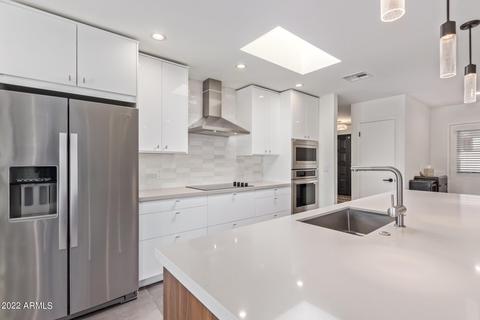 2823 E Cannon Dr, Phoenix, AZ 85028 photo 9