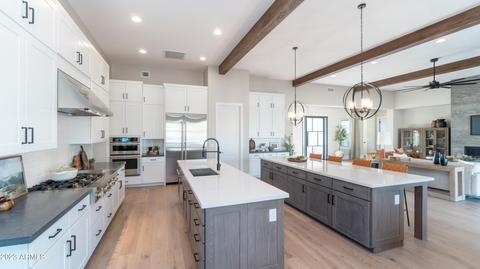 8318 E Regina Cir, Mesa, AZ 85207 photo 24