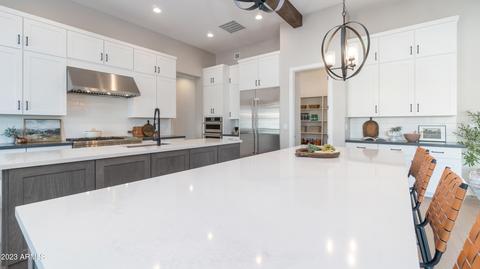 8318 E Regina Cir, Mesa, AZ 85207 photo 16