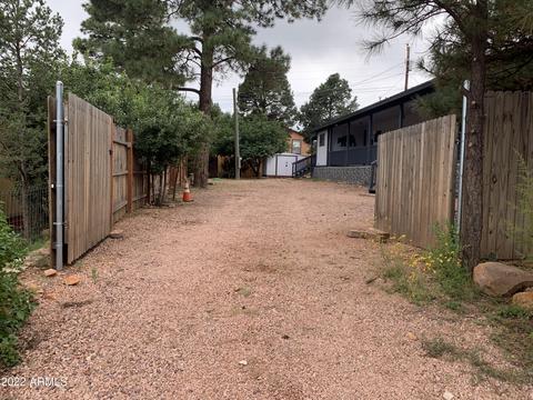 3494 Deer Track Trl, Overgaard, AZ 85933 photo 21
