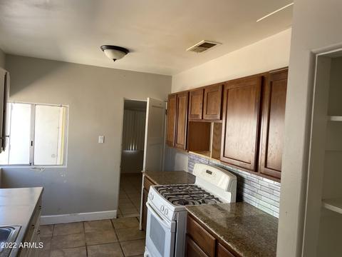 645 E 1st Ave, Mesa, AZ 85204 photo 3