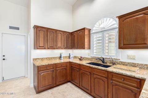 2544 E Taxidea Way, Phoenix, AZ 85048 photo 16