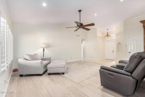 2544 E Taxidea Way, Phoenix, AZ 85048 photo 9