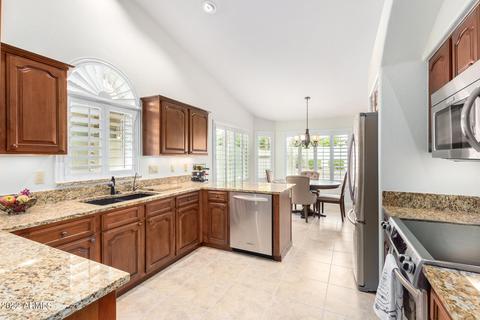 2544 E Taxidea Way, Phoenix, AZ 85048 photo 14