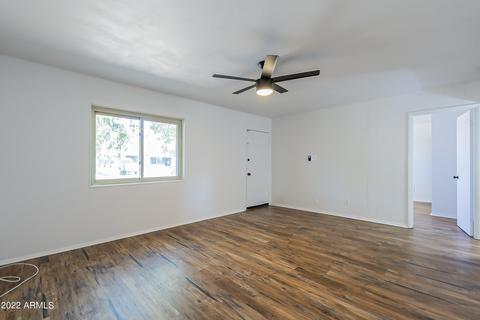 6957 W Wolf St, Phoenix, AZ 85033 photo 5