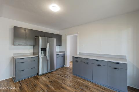 6957 W Wolf St, Phoenix, AZ 85033 photo 6