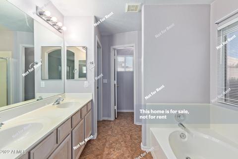1381 S Buchanan St, Gilbert, AZ 85233 photo 4