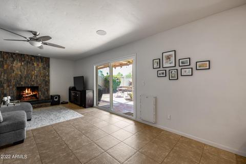 2549 E North Ln, Phoenix, AZ 85028 photo 11