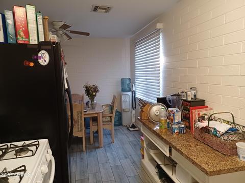 1242 E Wagon Wheel Dr, Phoenix, AZ 85020 photo 3