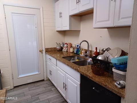 1242 E Wagon Wheel Dr, Phoenix, AZ 85020 photo 4