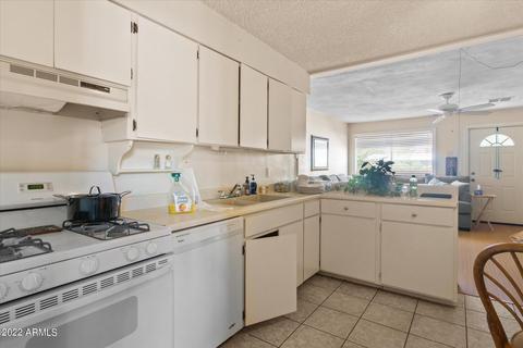 525 S Cornwall Dr, Apache Junction, AZ 85120 photo 9