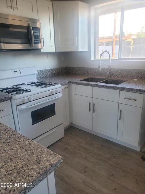 1427 E Chambers St, Phoenix, AZ 85040 photo 1
